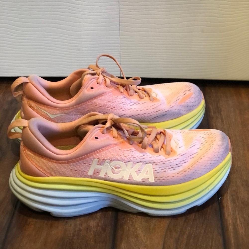Hoka Bondi 8 Women’s Road Running Shoes 8.5B